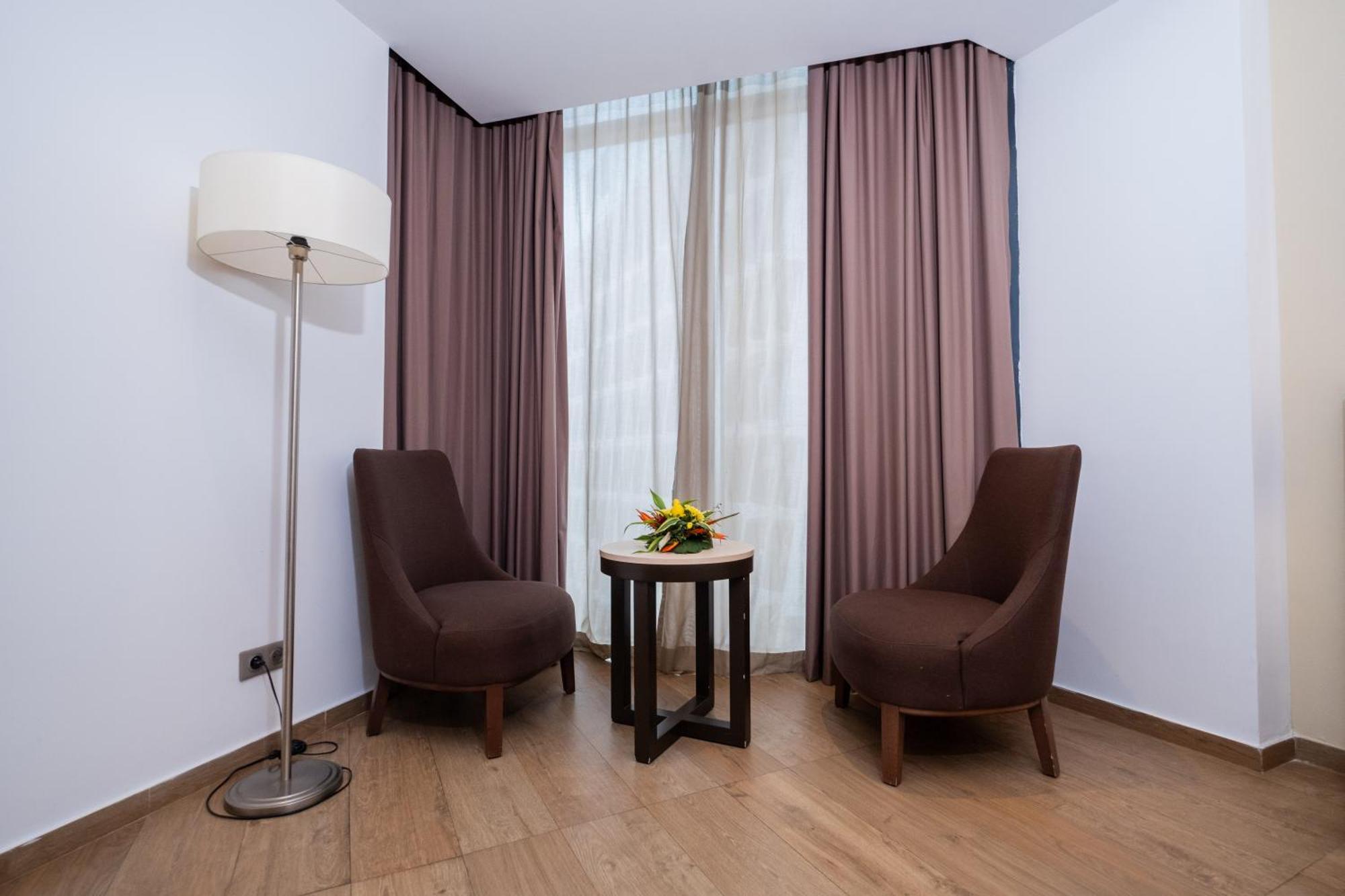 Azalai Hotel Абиджан Экстерьер фото