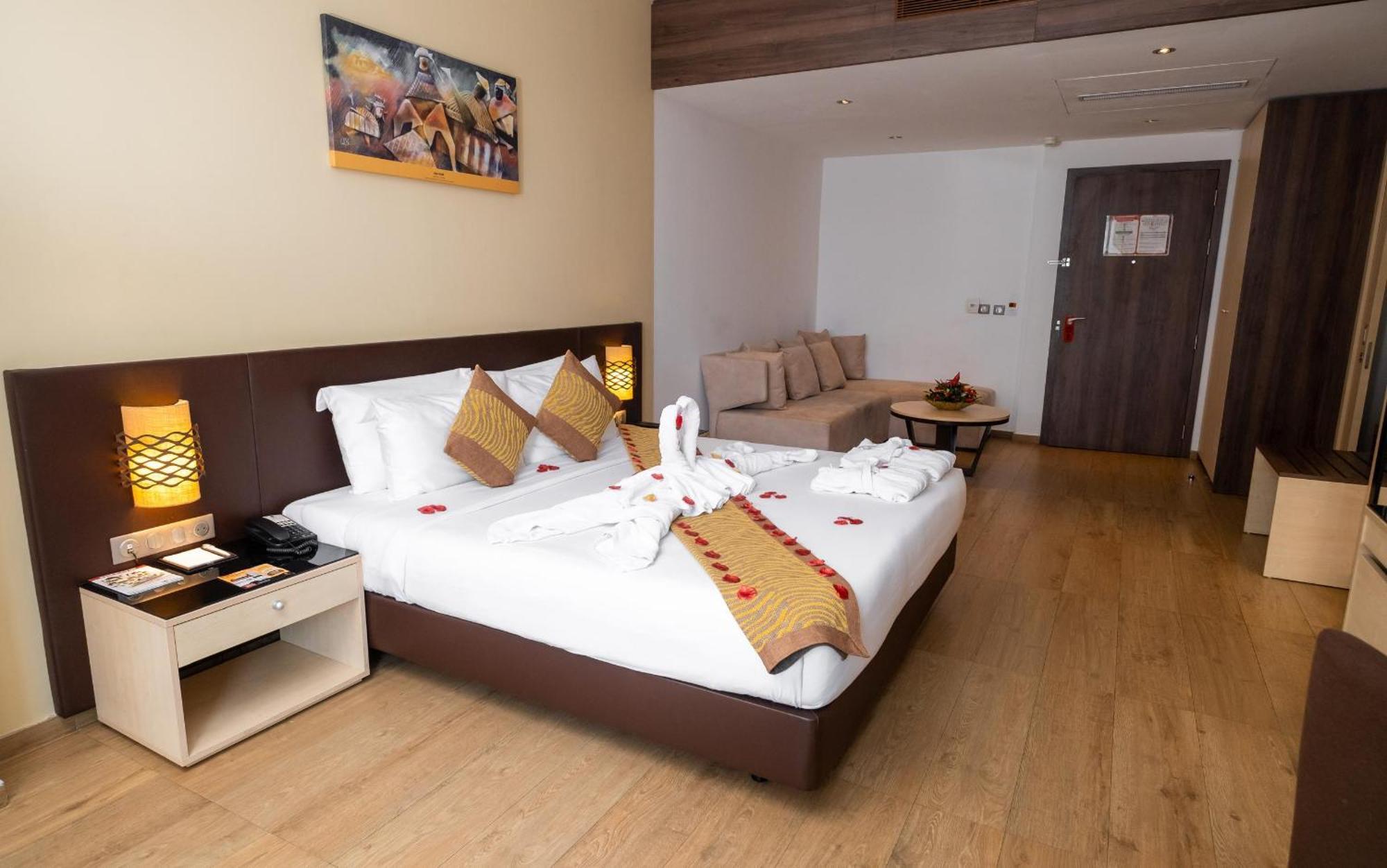 Azalai Hotel Абиджан Экстерьер фото